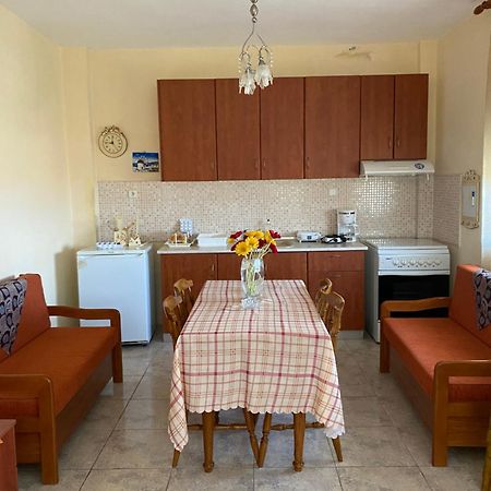 Eυχάριστο Εξοχικό Με Όμορφη Θέα Villa สโกตินา ภายนอก รูปภาพ