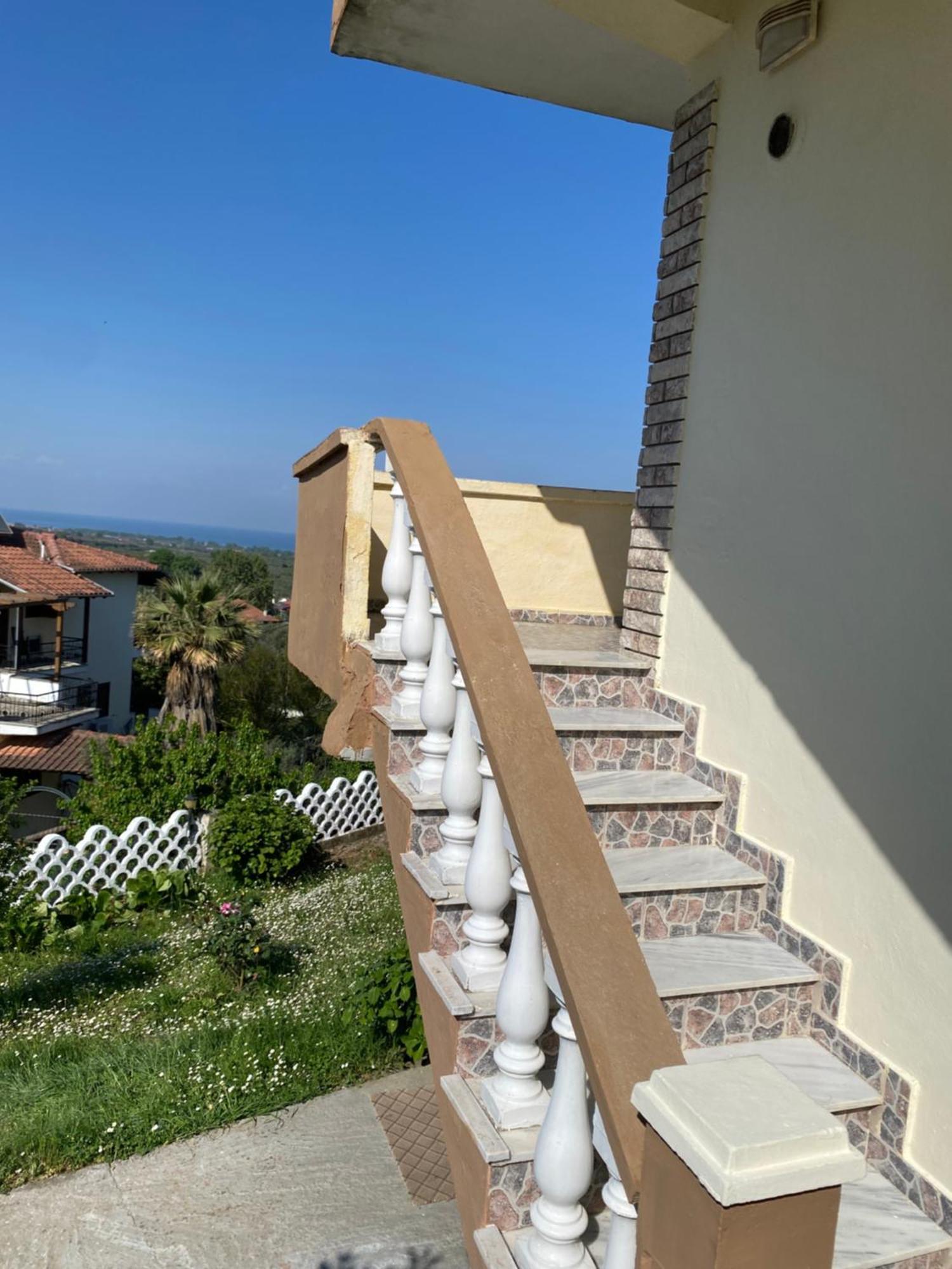 Eυχάριστο Εξοχικό Με Όμορφη Θέα Villa สโกตินา ภายนอก รูปภาพ